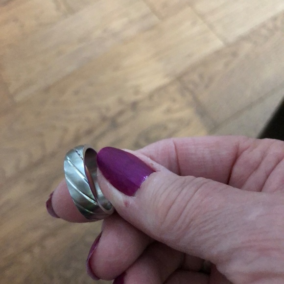 STAINLESS STEELE UNISEX BAND SIZE 8.5 - Picture 5 of 5